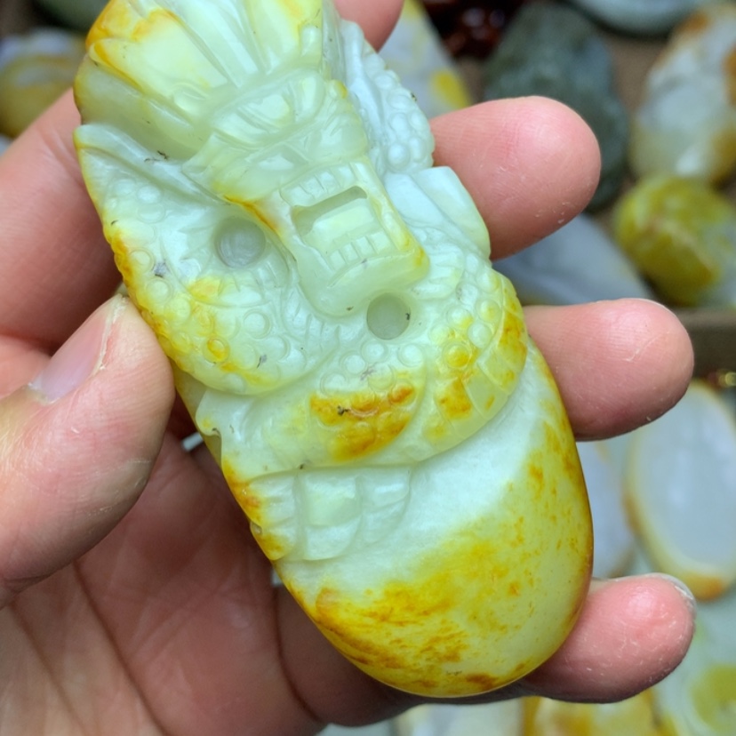 【闪购商品】颈饰未镶嵌和田玉