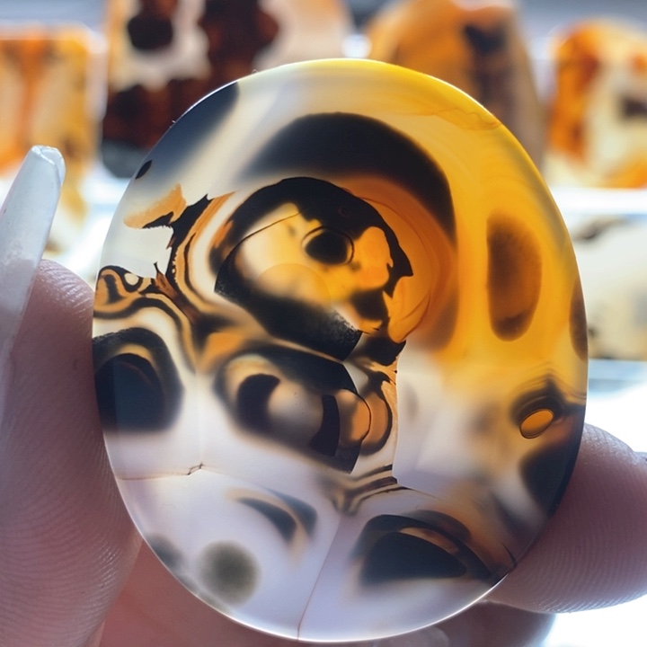 玛瑙/玉髓颈饰未镶嵌