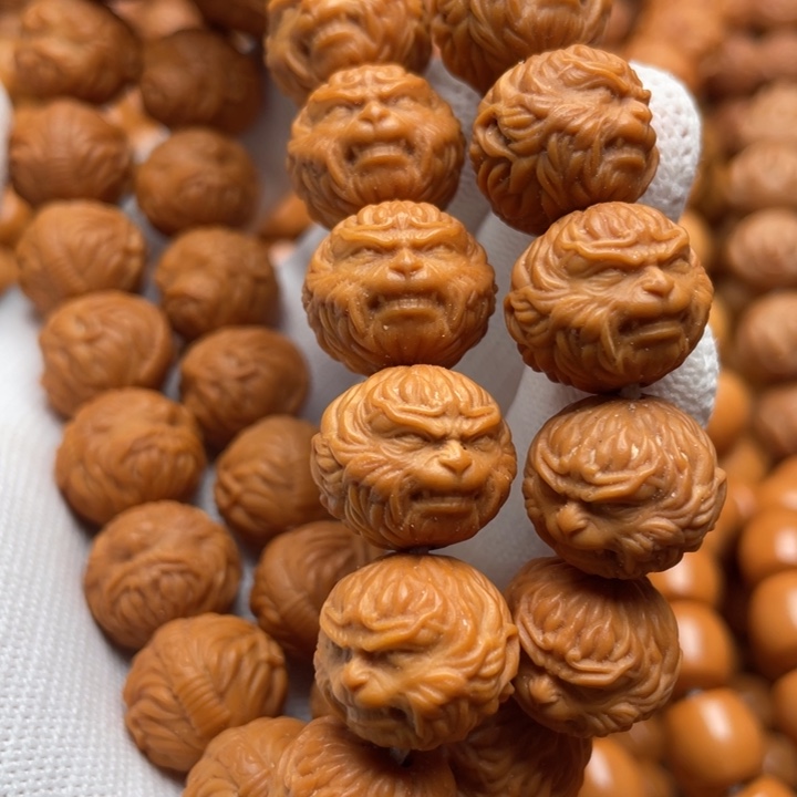 猴头核桃吊坠꧁****꧂斗战胜佛