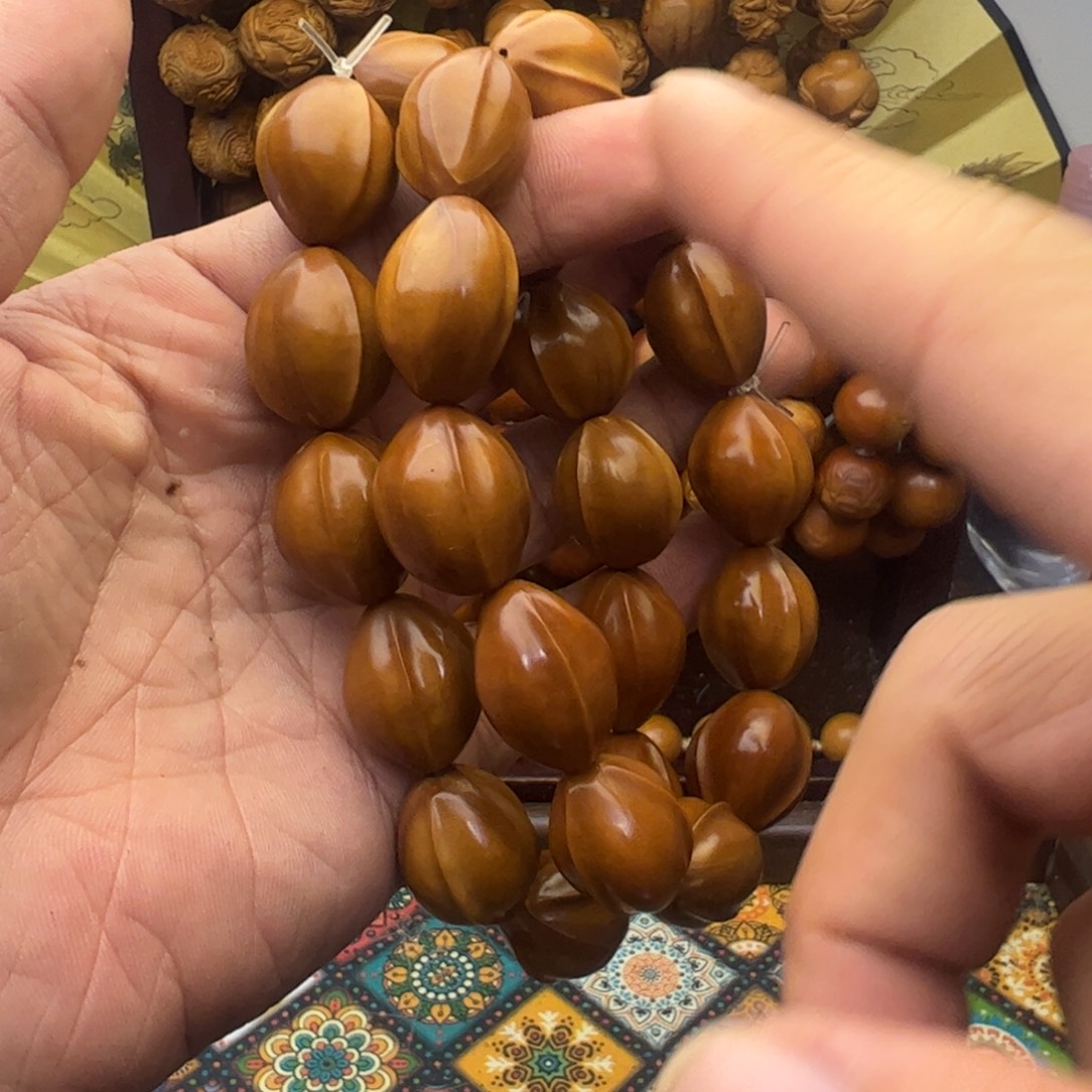 手串/手链橄榄核1.8铁盒鲨鱼呗12颗
