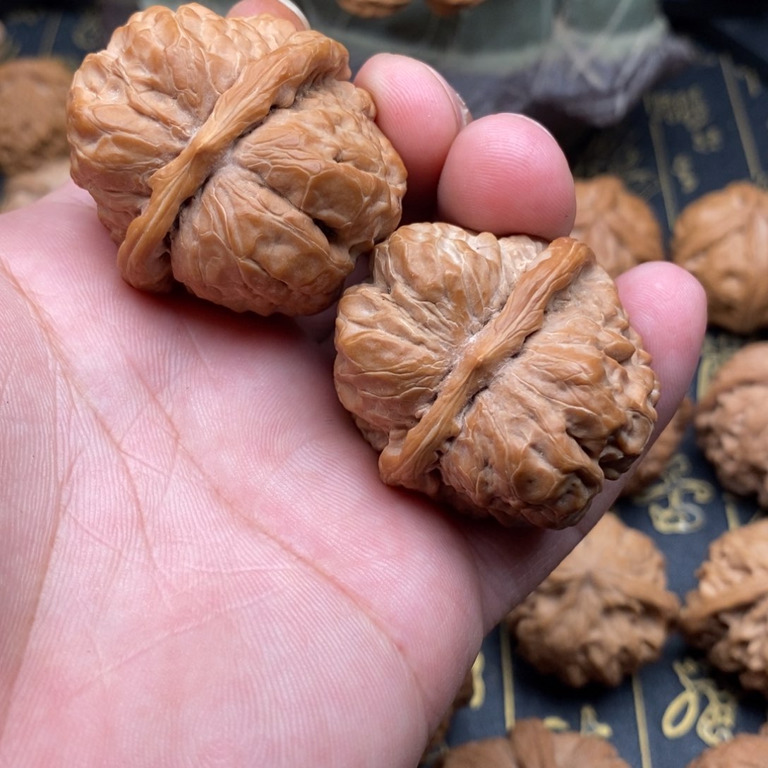 吊坠桃核蛤蟆头狮子头