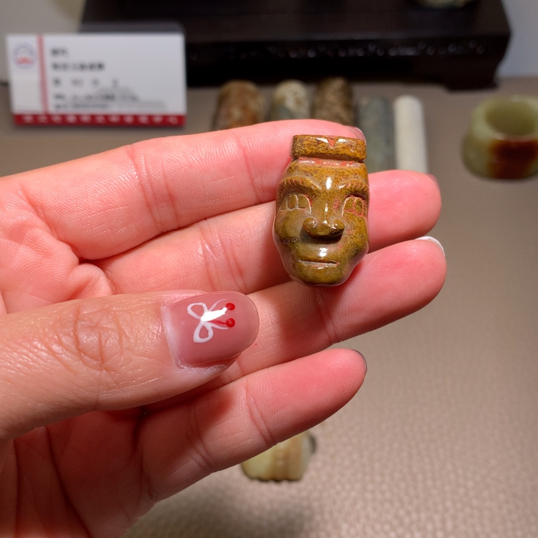 和田玉（糖玉）颈饰未镶嵌天**福