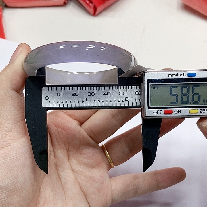 翡翠手镯未镶嵌97 