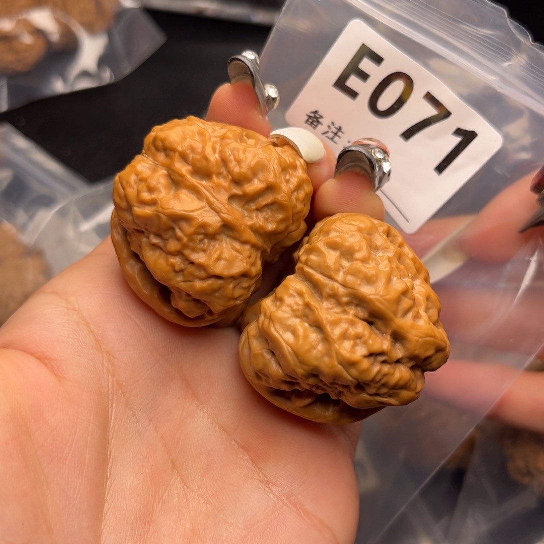 文玩核桃把件放漏40