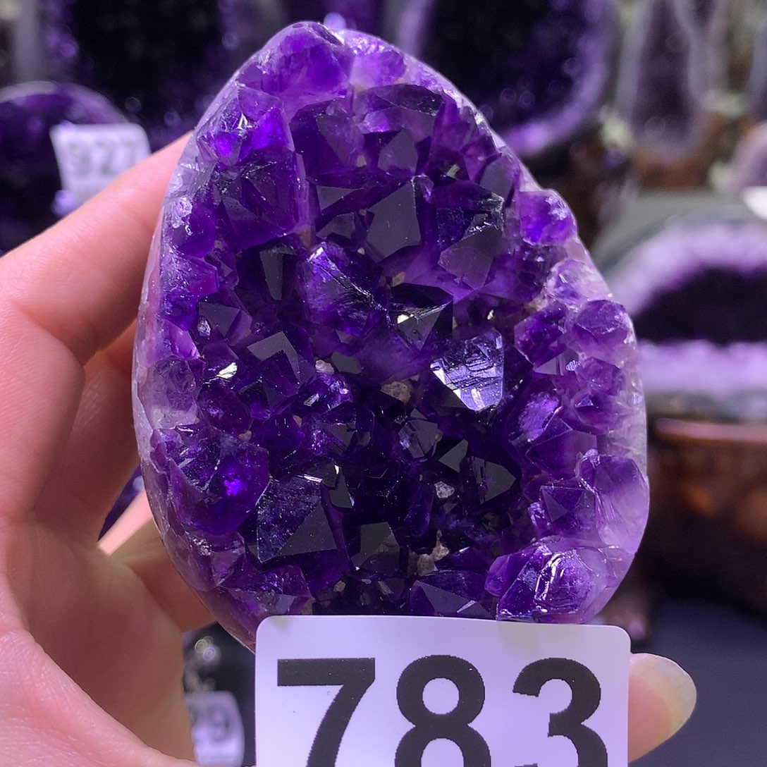 水晶水晶摆件未镶嵌青**姐