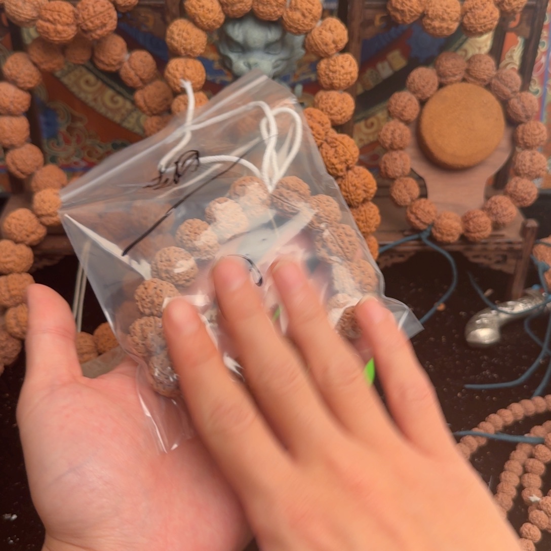 胡****吊坠金刚菩提60啊啊啊啊啊