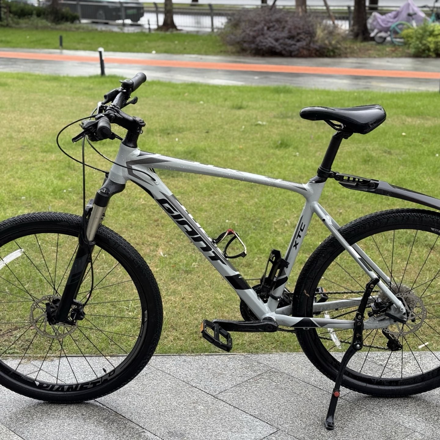 xtc800铝合金山地车l码180-195左右都可以