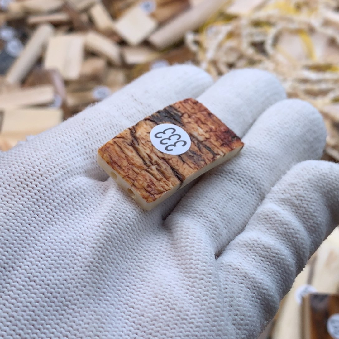 泥塑不打孔联系客服