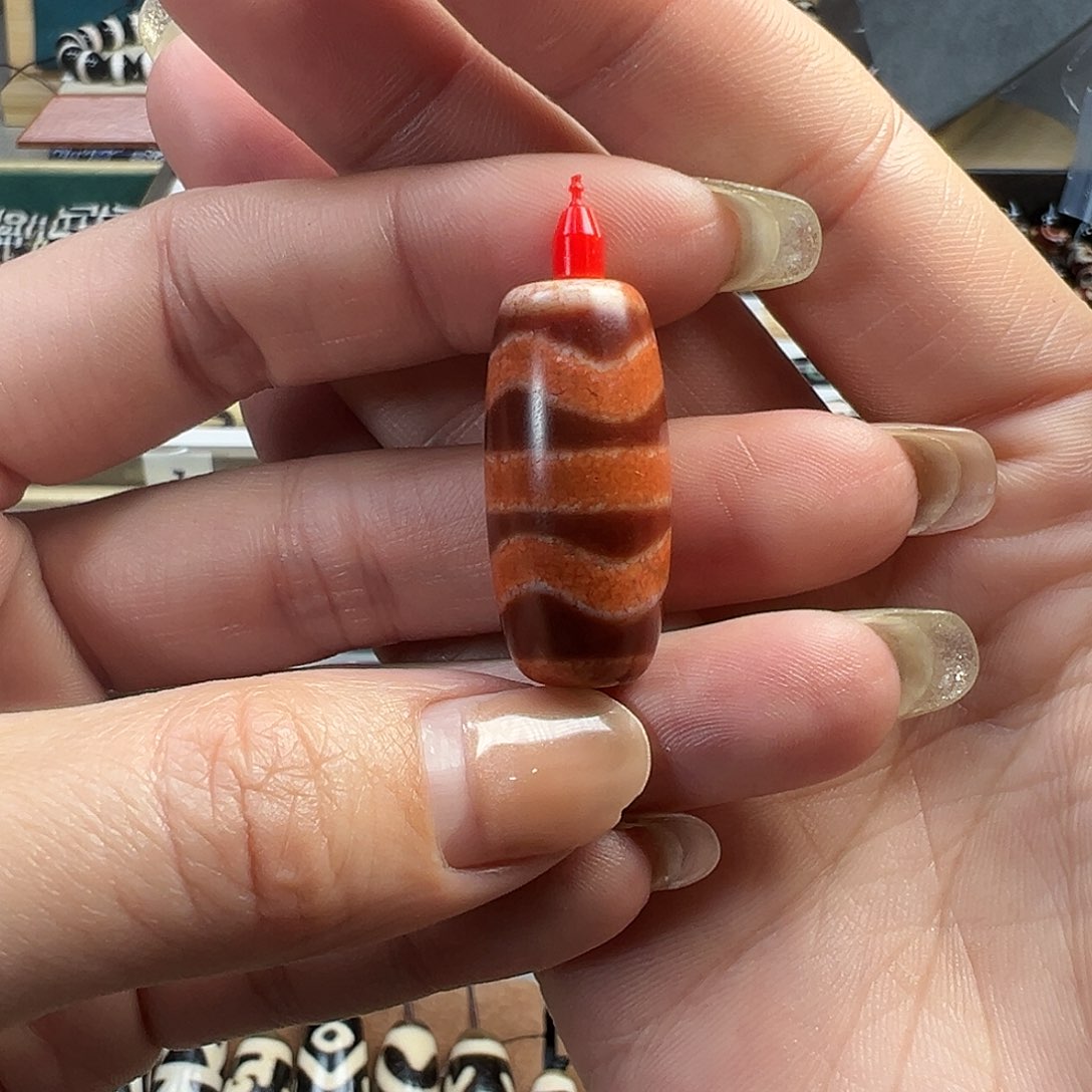 玛瑙/玉髓未镶嵌珠宝半成品吴老中线双虎牙