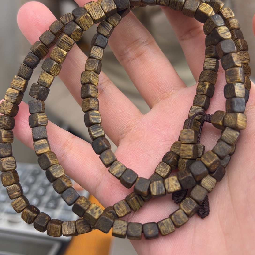 沉香沉香碎屑棋楠沉香方糖多圈沉水浮