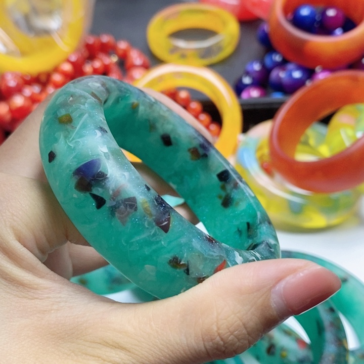 老板娘的专属82手镯58圈口