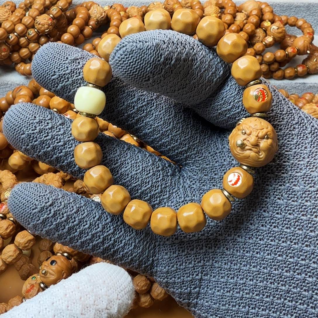 手串猴头核桃奶酪