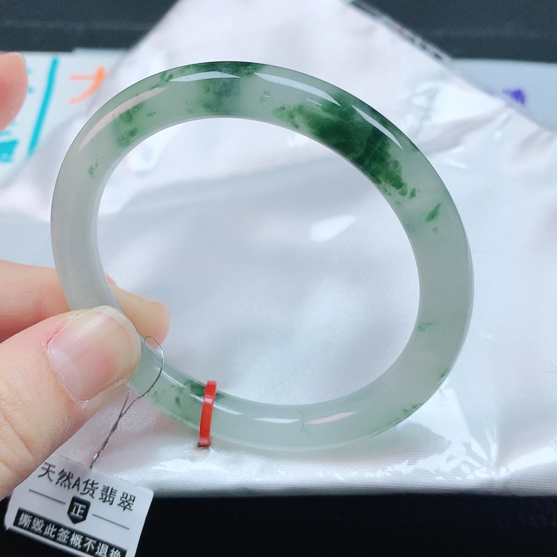 翡翠手镯未镶嵌54圆