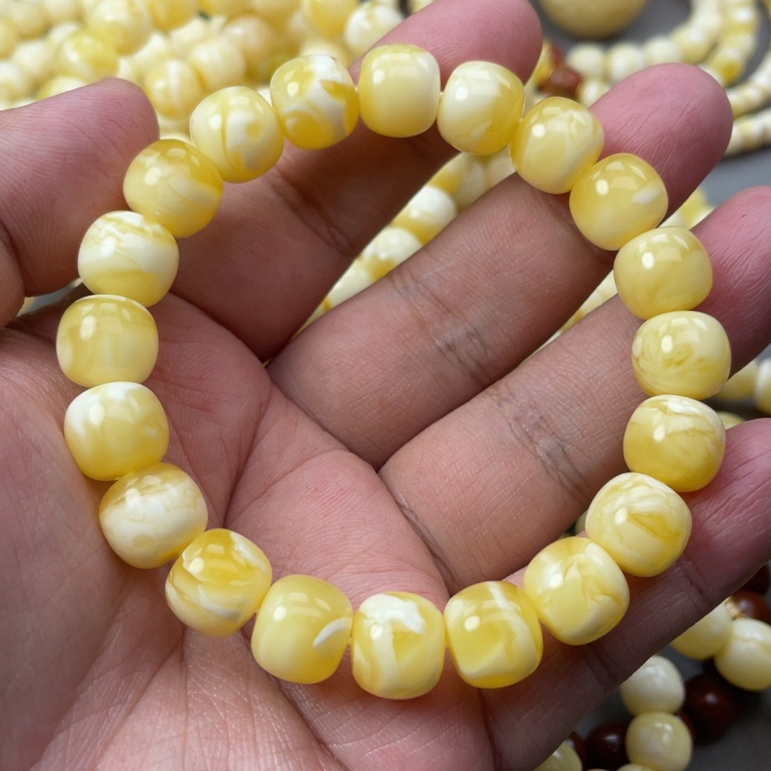 琥珀珠宝奇石未镶嵌赵*心75