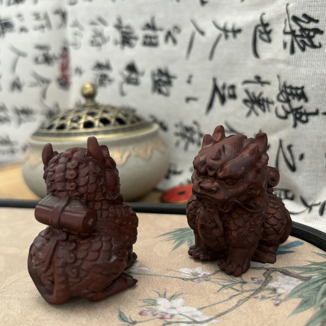 枣木老料貔貅手把件摆件