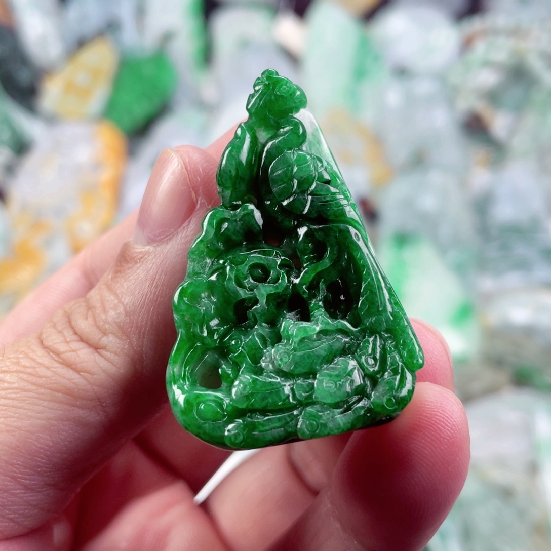 翡翠未镶嵌吊坠(不含链)