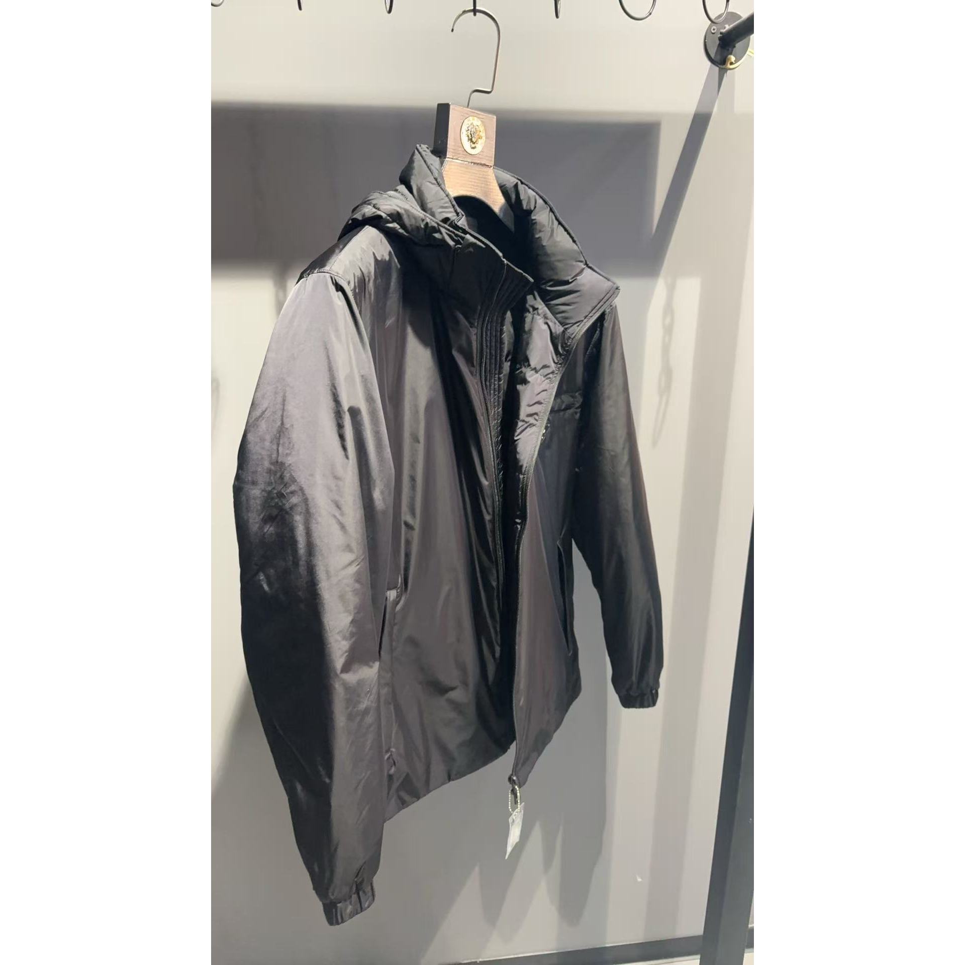 冬季上新！ 男式可卸式束绳兜帽外套5022