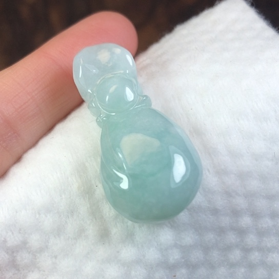 翡翠未镶嵌颈饰缅甸A货，每天下午1点半开播
