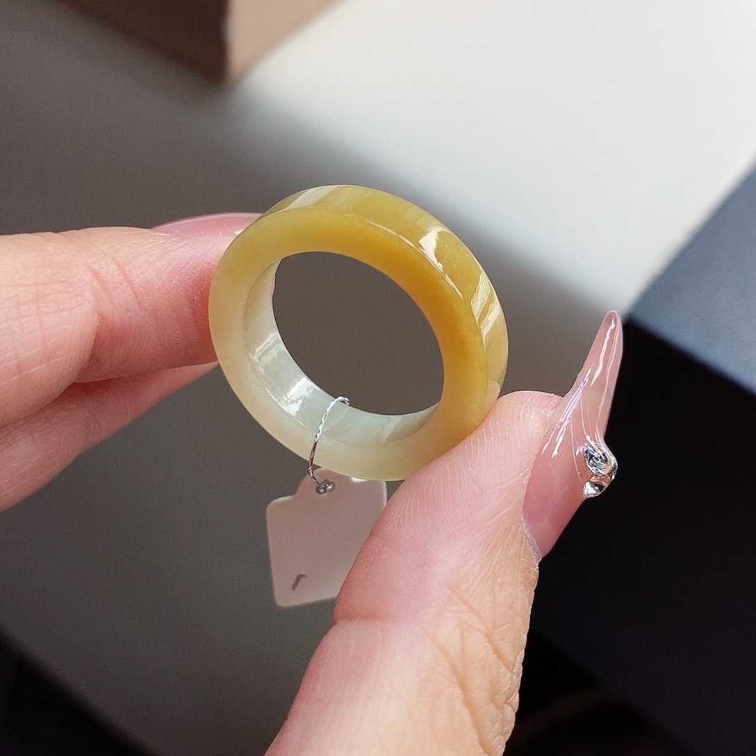 翡翠戒指未镶嵌23号