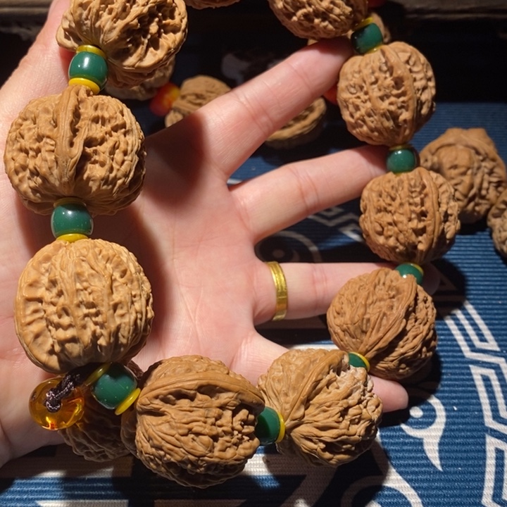 文玩核桃吊坠核桃