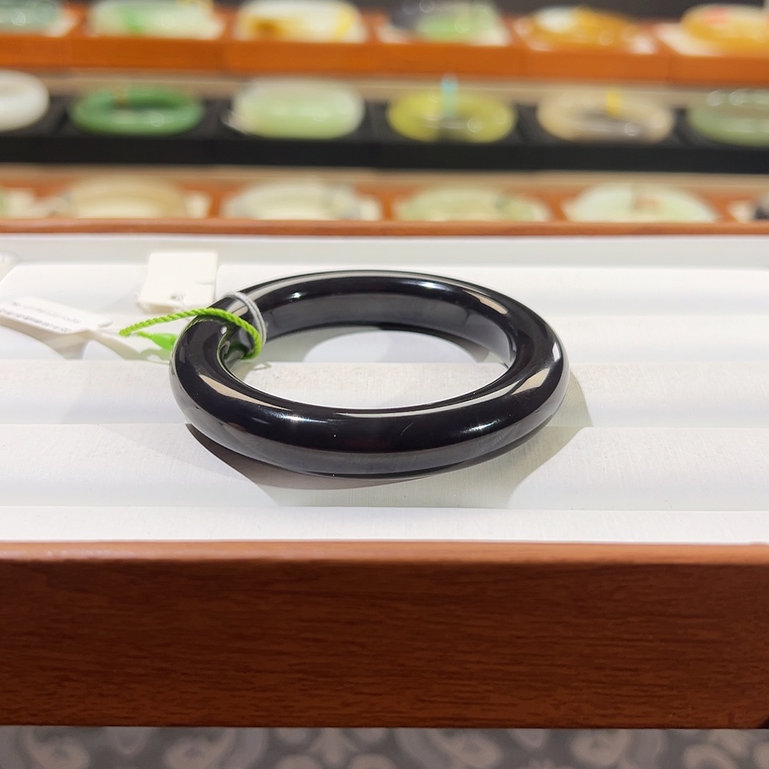 和田玉手镯未镶嵌   【帝紫】