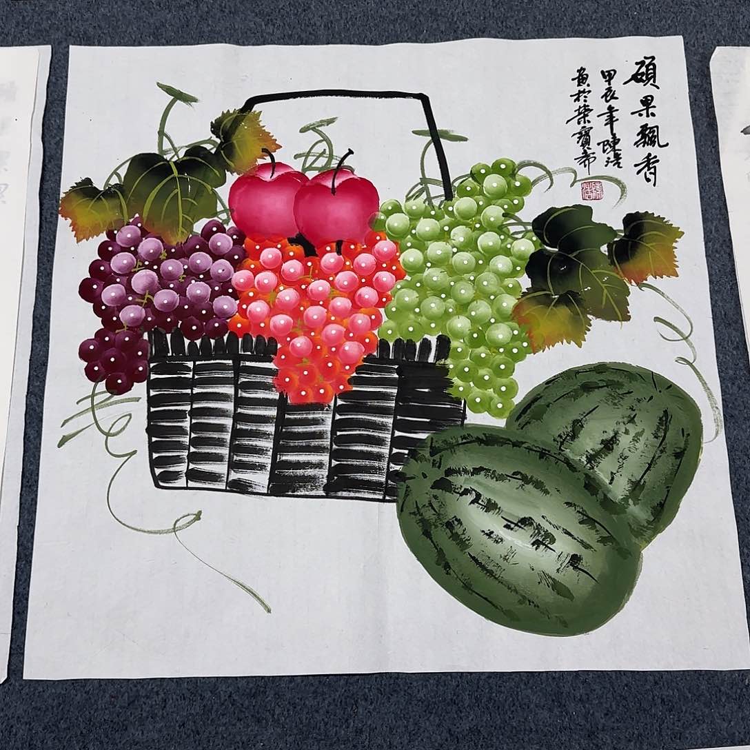 国画尺寸70X70手绘作品 