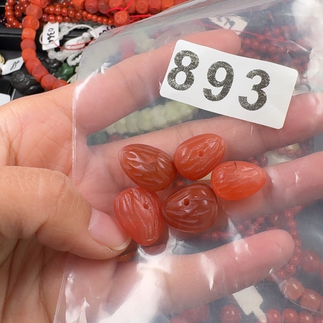 南红玛瑙未镶嵌珠宝奇石