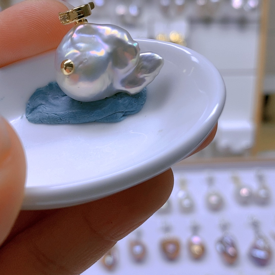 淡水珍珠颈饰合金