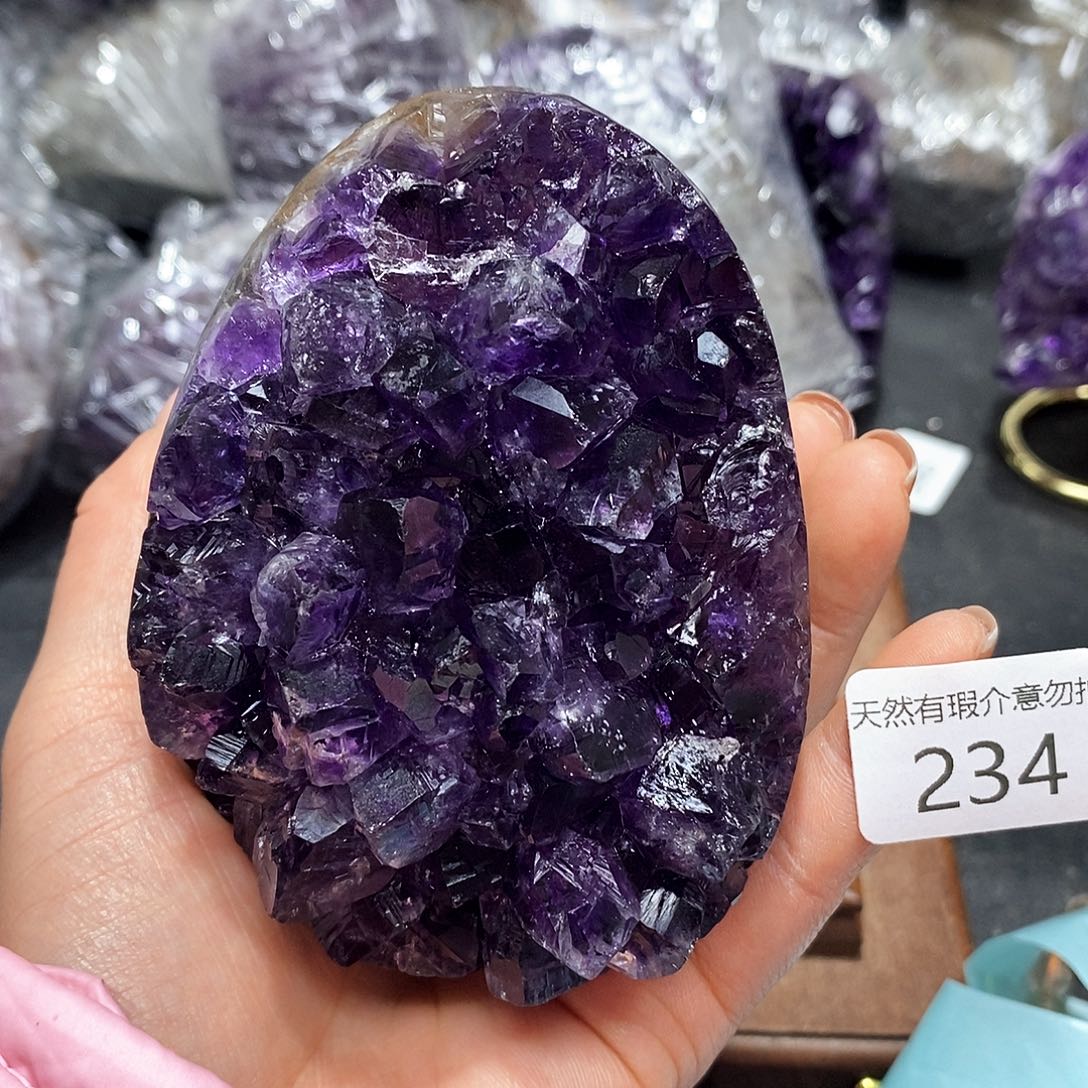 水晶大型摆件（非配饰）未镶嵌