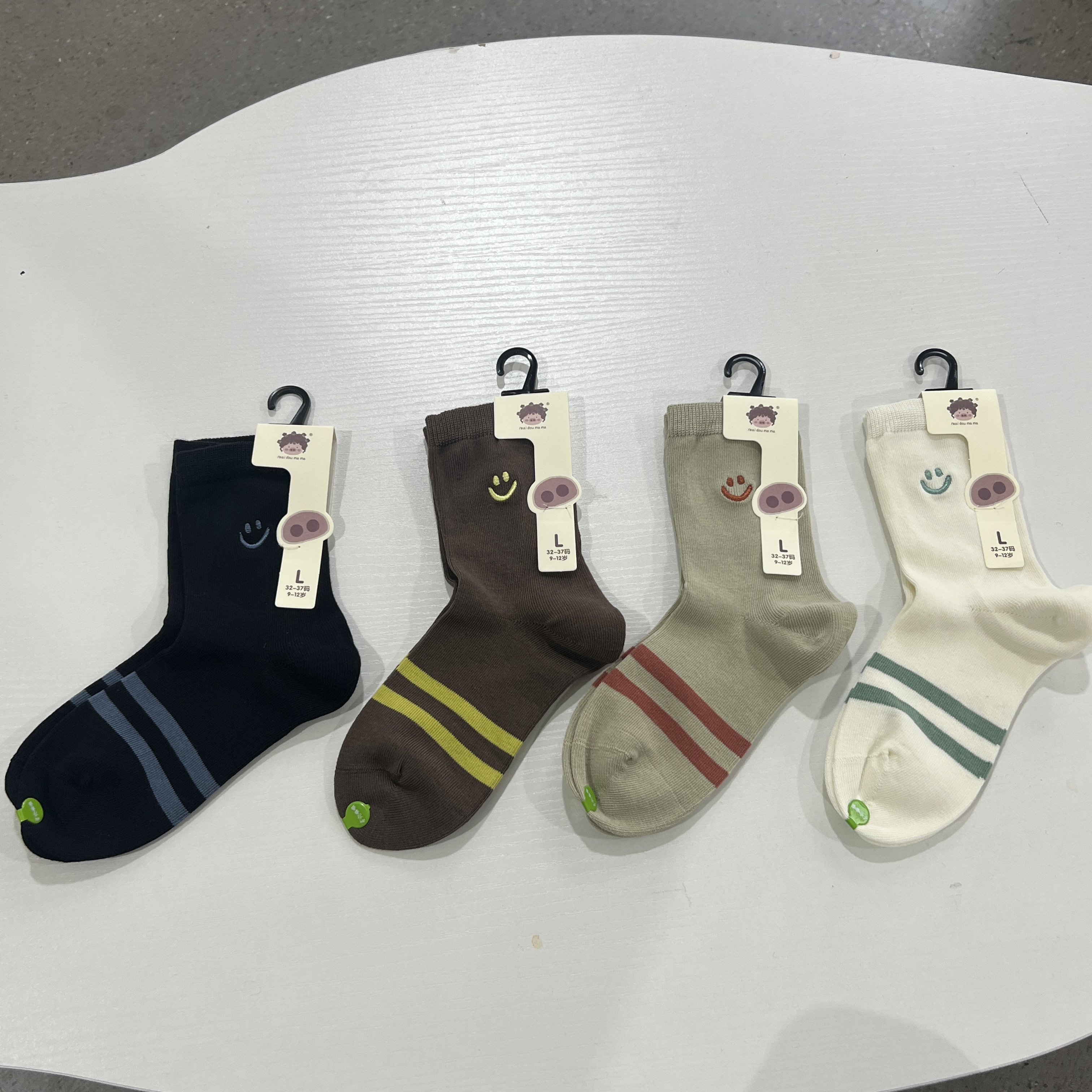 MD1037儿童袜休闲袜秋冬保暖中筒袜条纹潮袜百搭