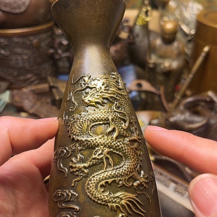 精美铜器批发档口