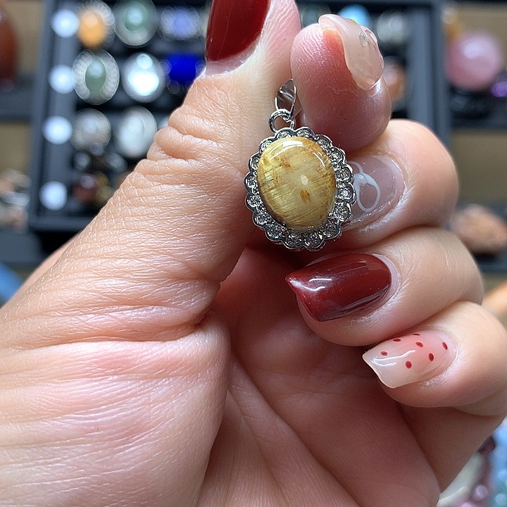 水晶水晶吊坠未镶嵌