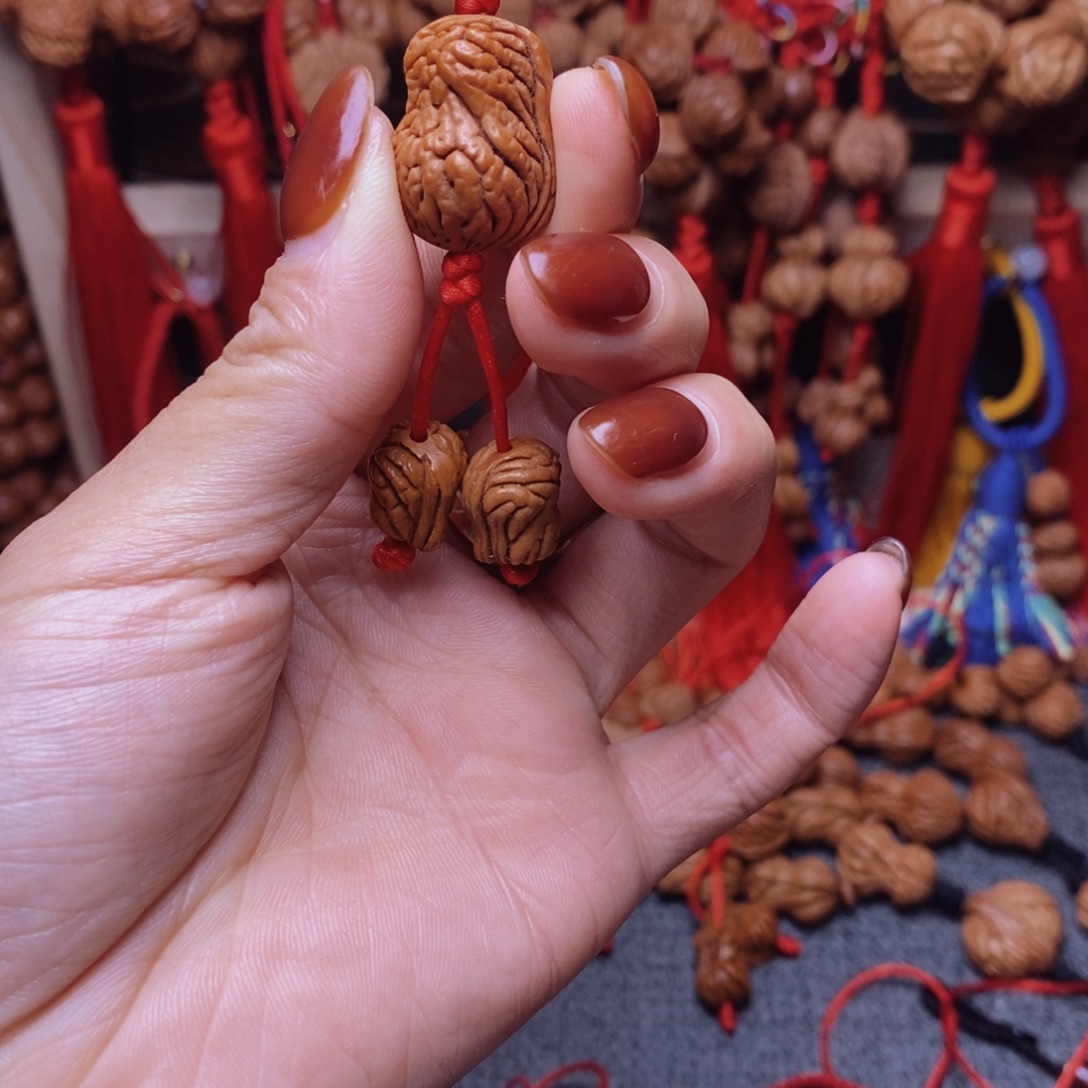 吊坠桃核龙纹桃枭