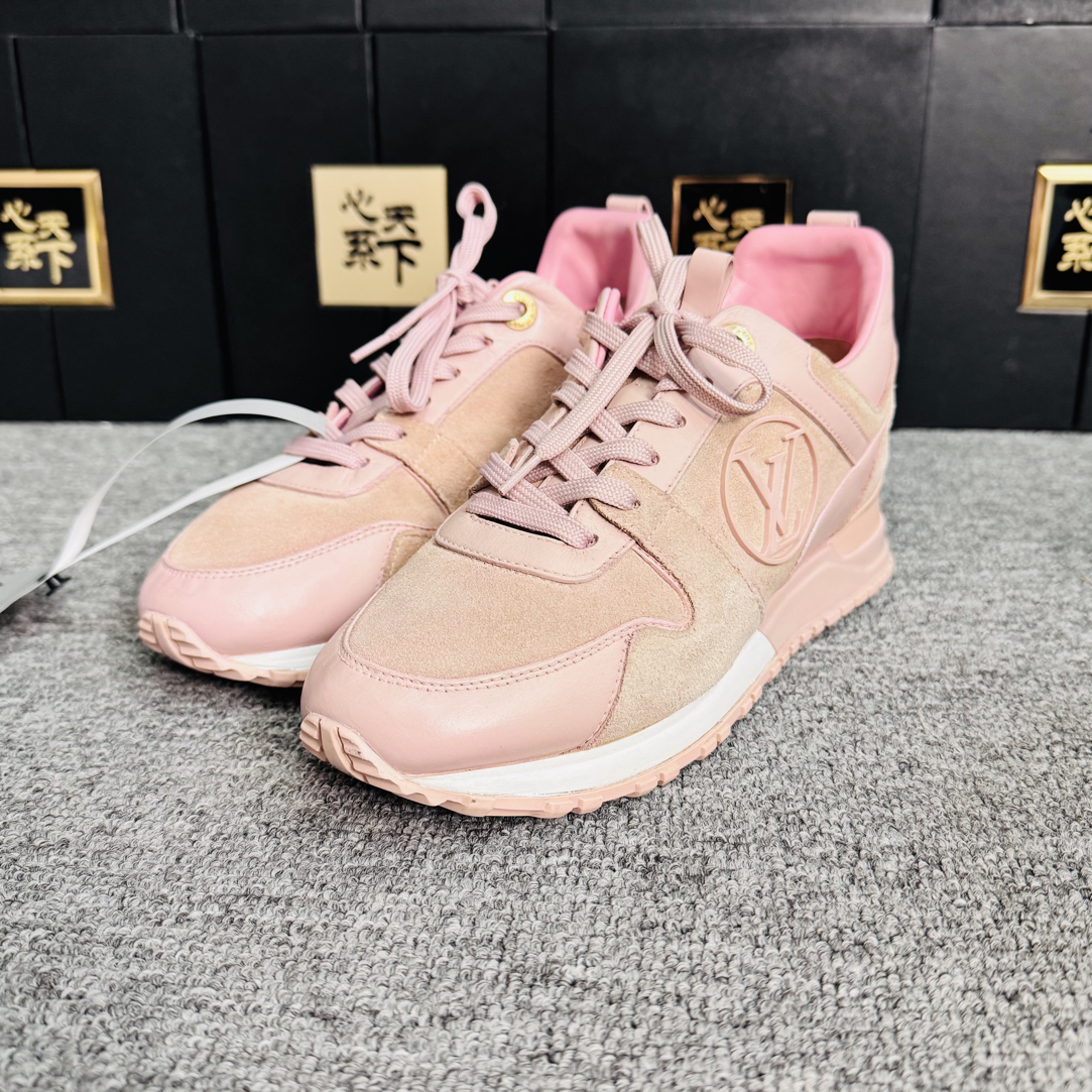 95新 LouisVuitton/路易威登 run away老花徽标休闲鞋36码ysc4111