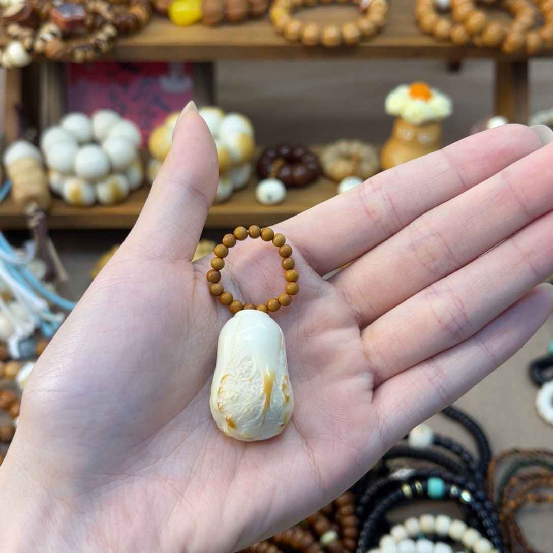 A***闻菩提根/象牙果吊坠手捻提溜