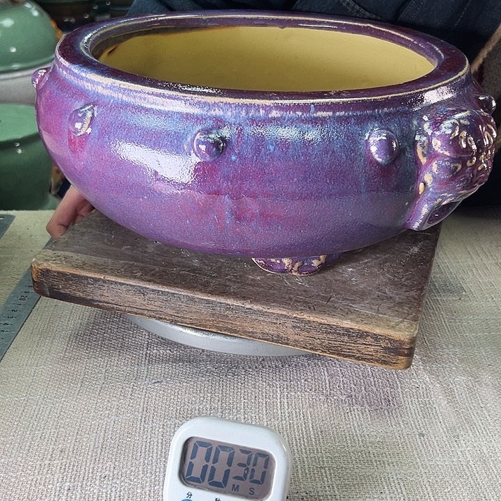 曹***。泳坤堂石湾花盆陶瓷