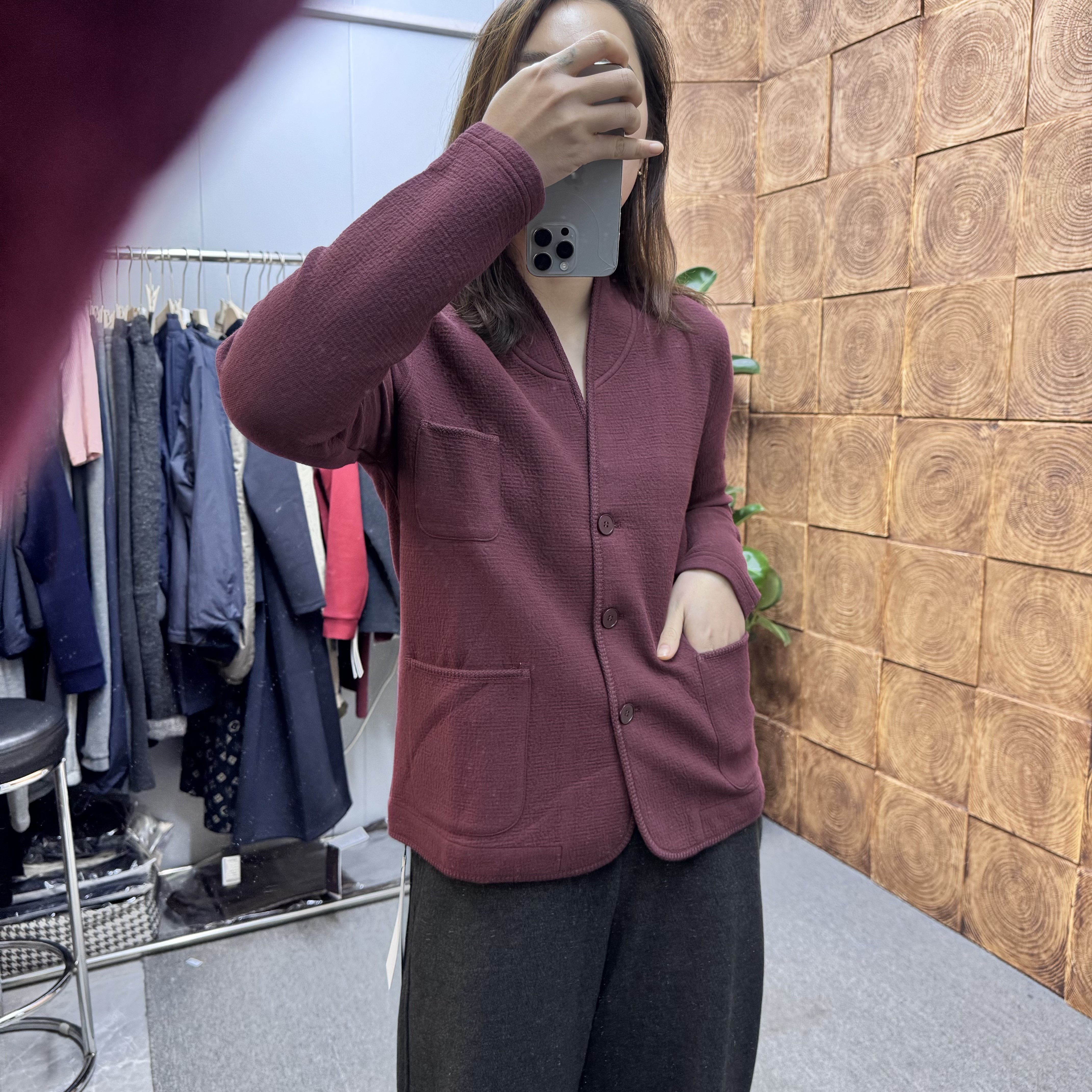 《坤家严选》241596红色简约老钱风薄款外套女春秋季上衣