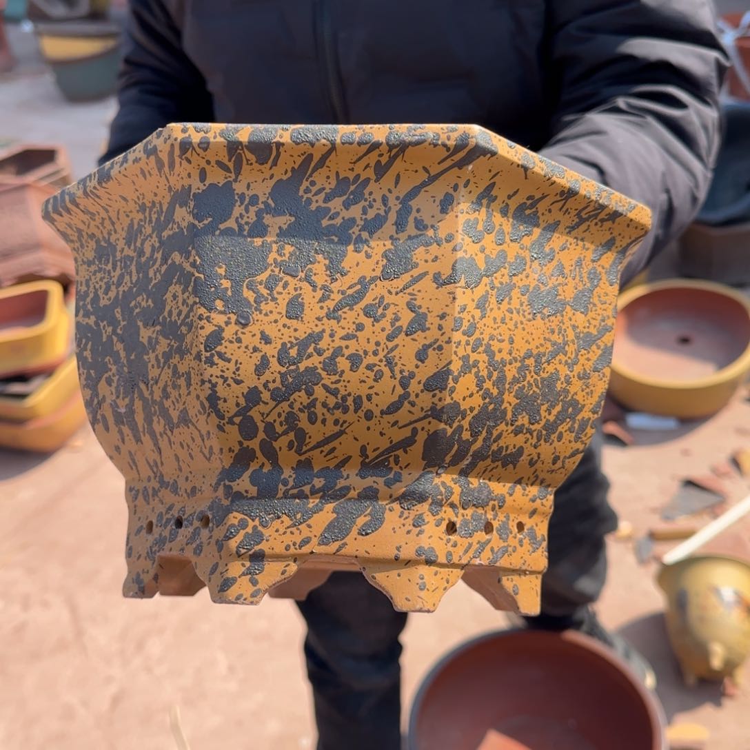 紫砂花盆瑕疵和瑕疵的