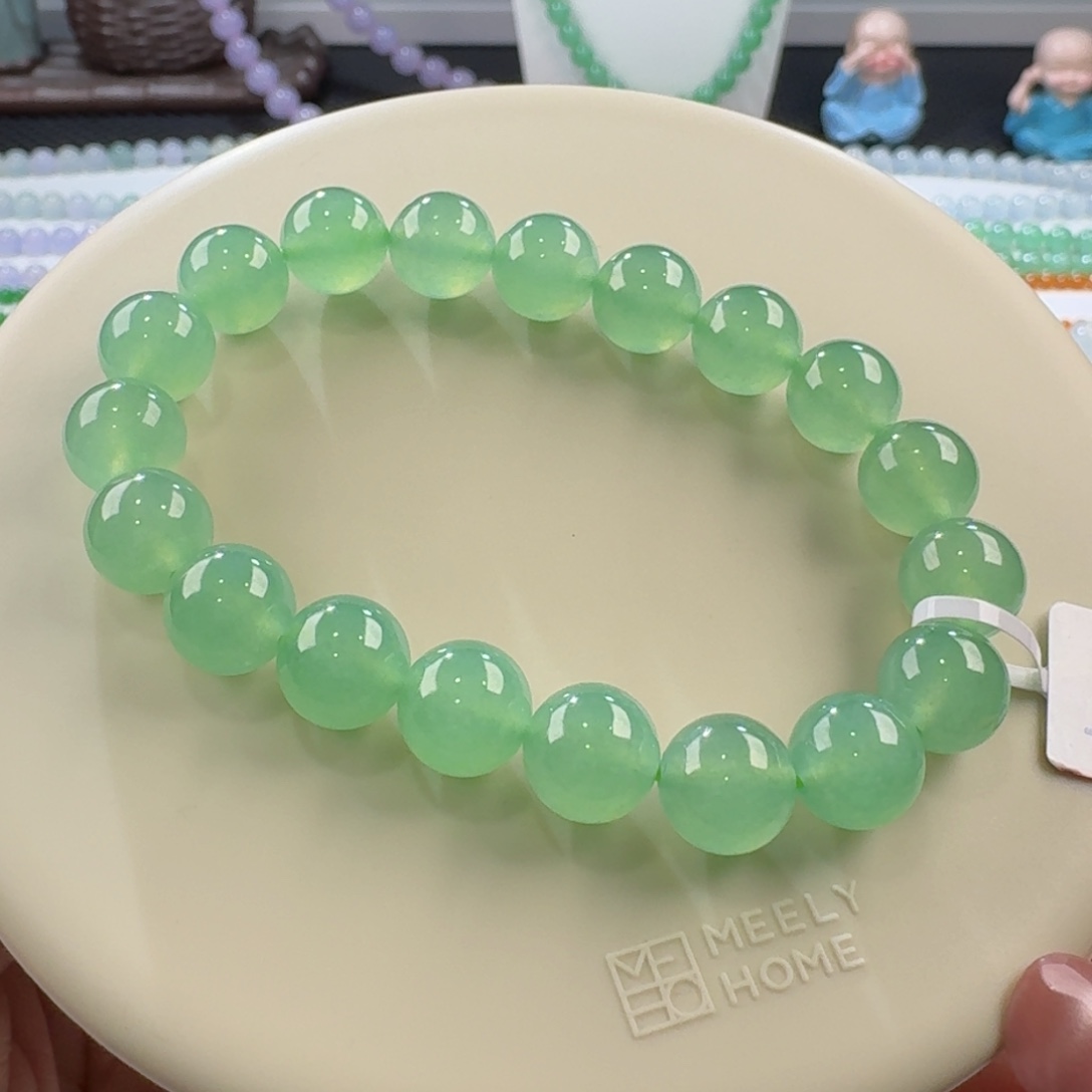 翡翠颈饰未镶嵌冰胶水润木纳葡萄绿卡10.1超美！