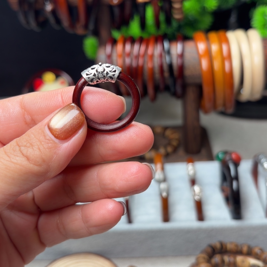 崔***崔木质非金属鸡血藤