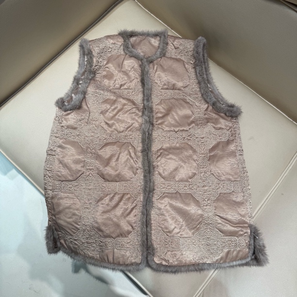 6938  新中式新款国风高奢红人同款羽绒外套