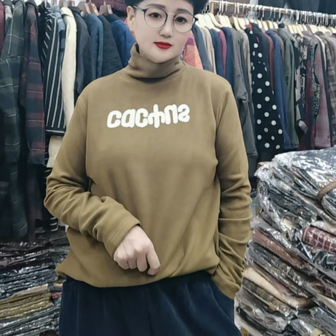 德绒四面回弹舒适洋气保暖打底衫