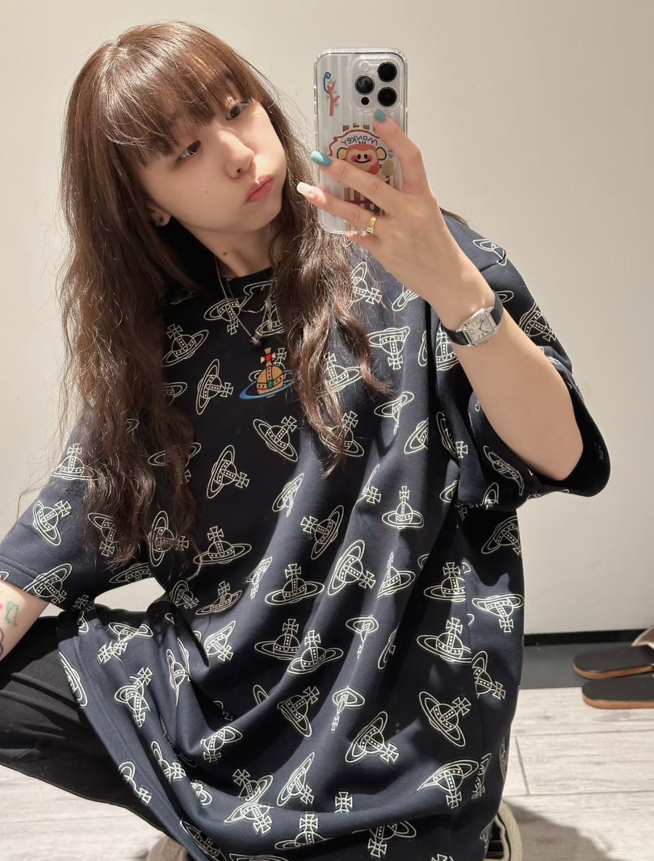 我就怕你们不知道我穿的是裙子，满印logoT恤新穿法