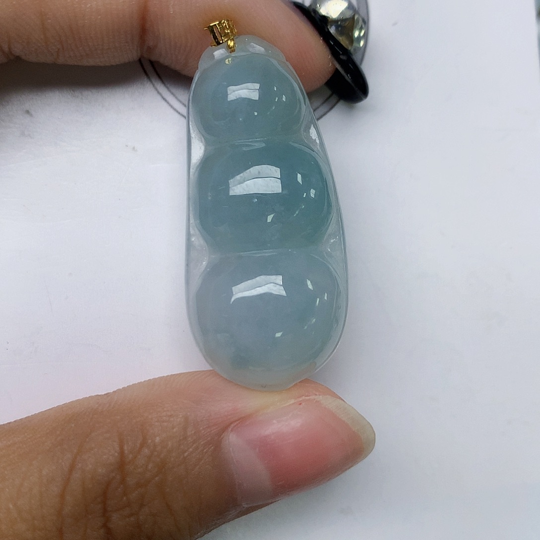 颈饰18K金镶嵌翡翠天然翡翠