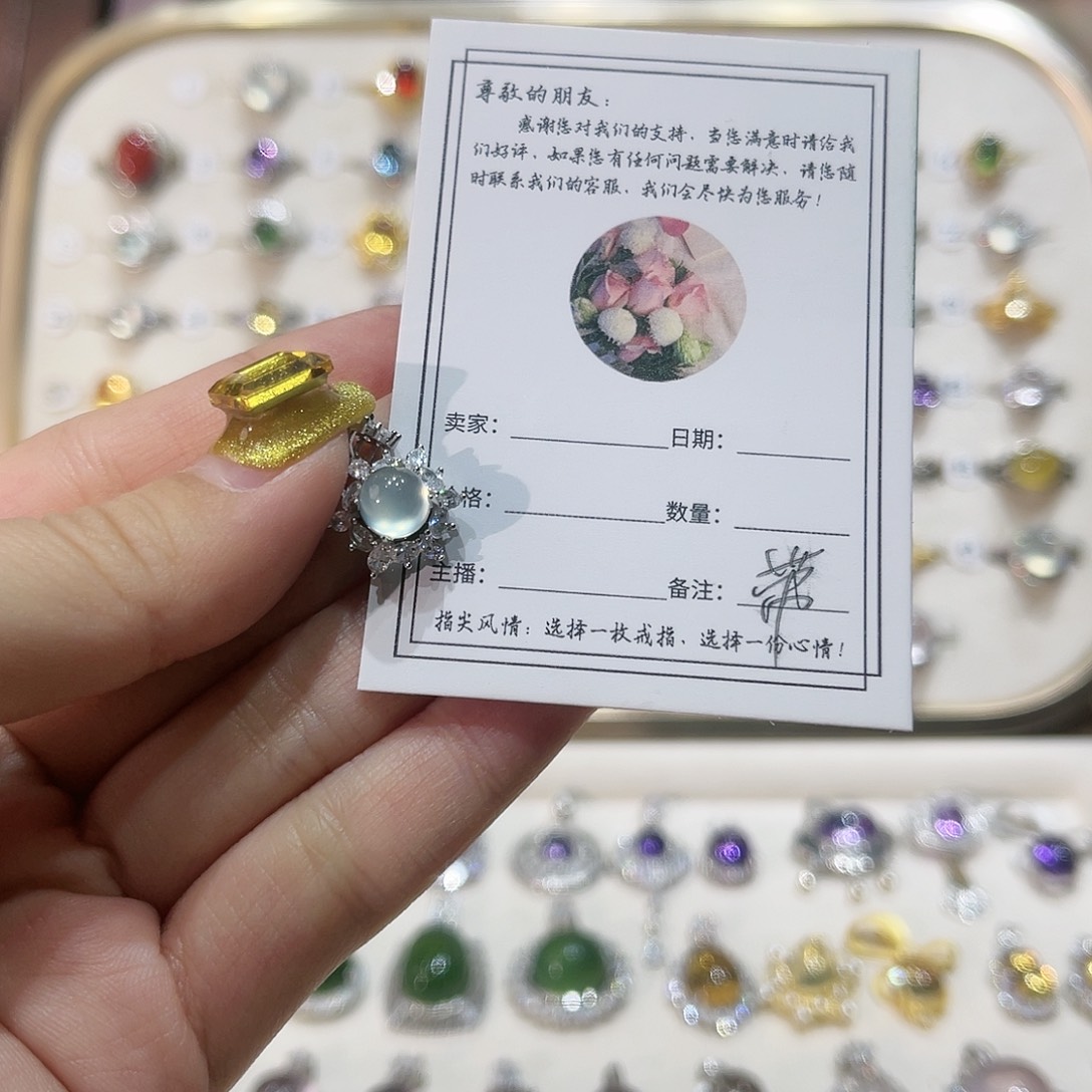蛇纹石玉颈饰银S925镶嵌
