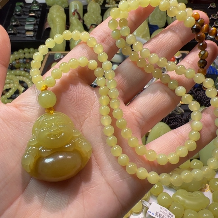 和田玉（黄玉）颈饰未镶嵌