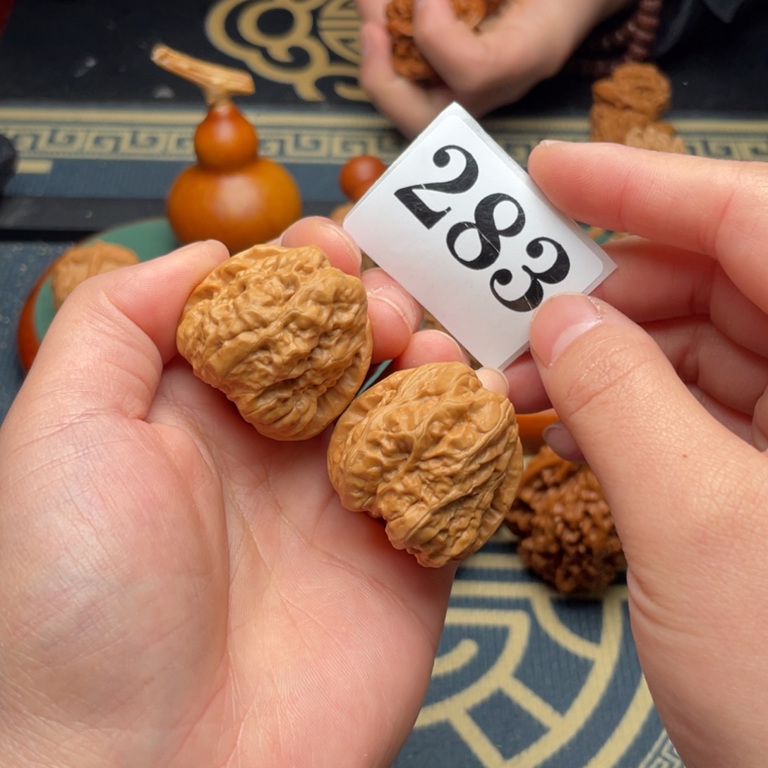 文玩核桃吊坠33蛤蟆头283号