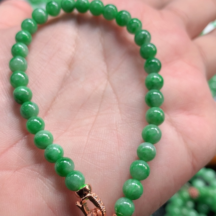 翡翠未镶嵌手链翡翠