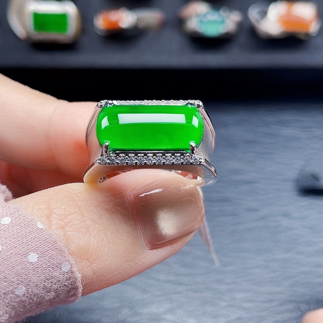 翡翠戒指银S925镶嵌天然a货翡翠没运费险3107