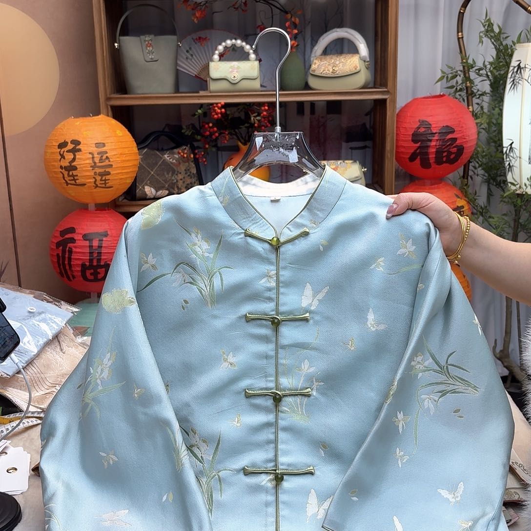 刺绣106胸围对襟上衣